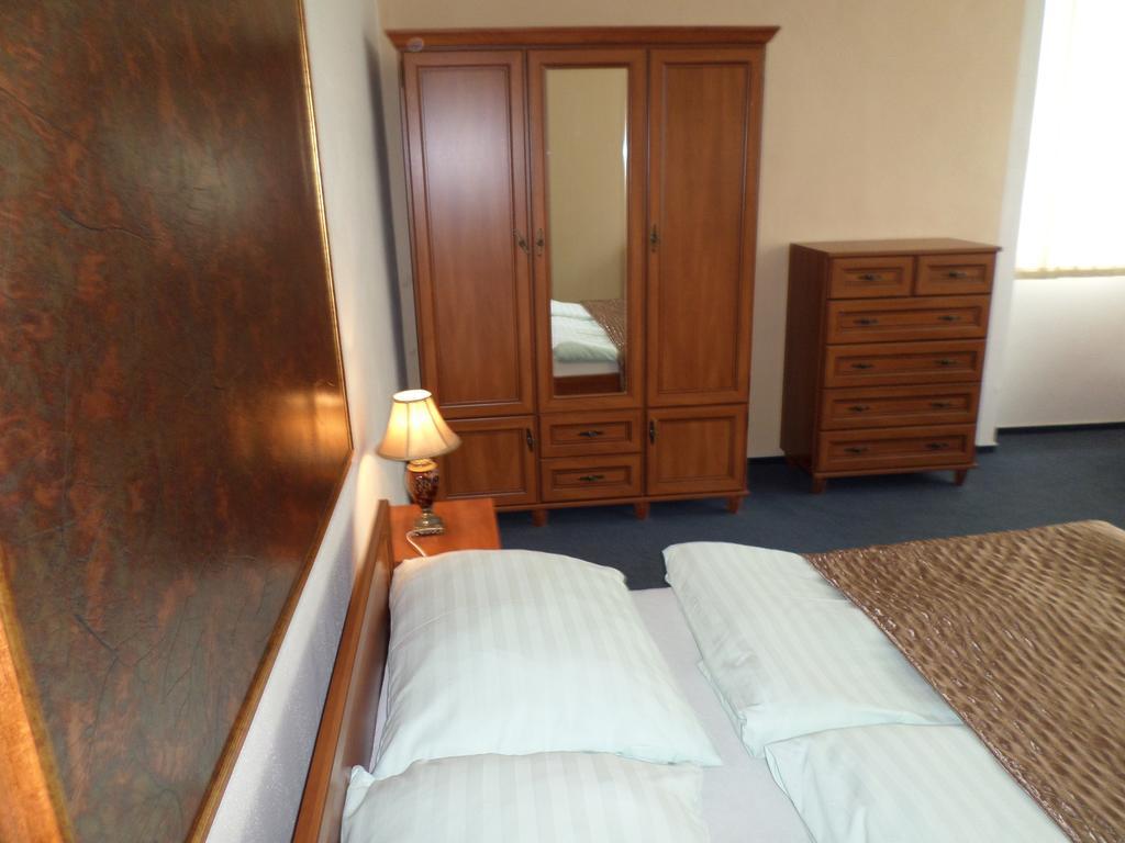 Hotel Steiger Krnov Esterno foto