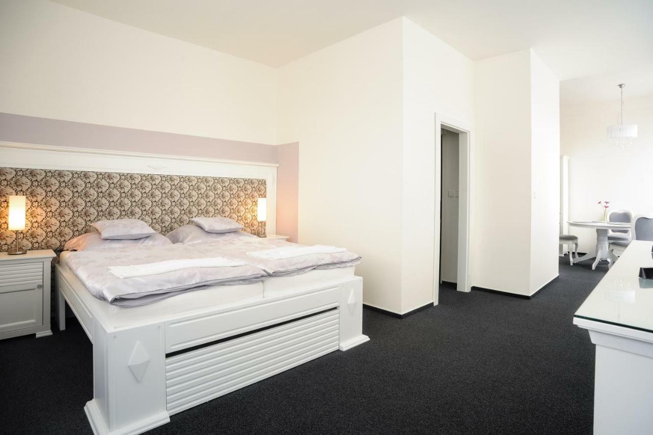 Hotel Steiger Krnov Esterno foto