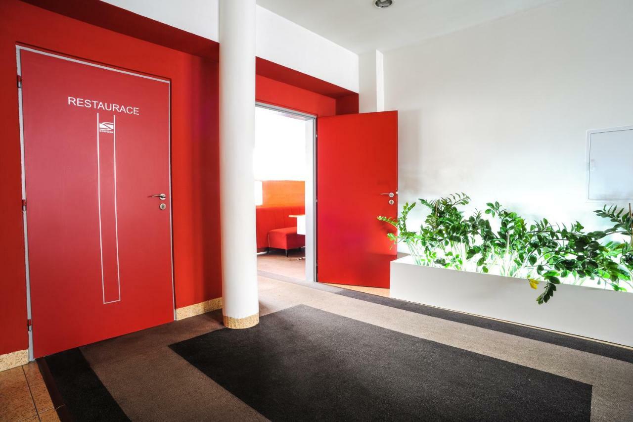 Hotel Steiger Krnov Esterno foto