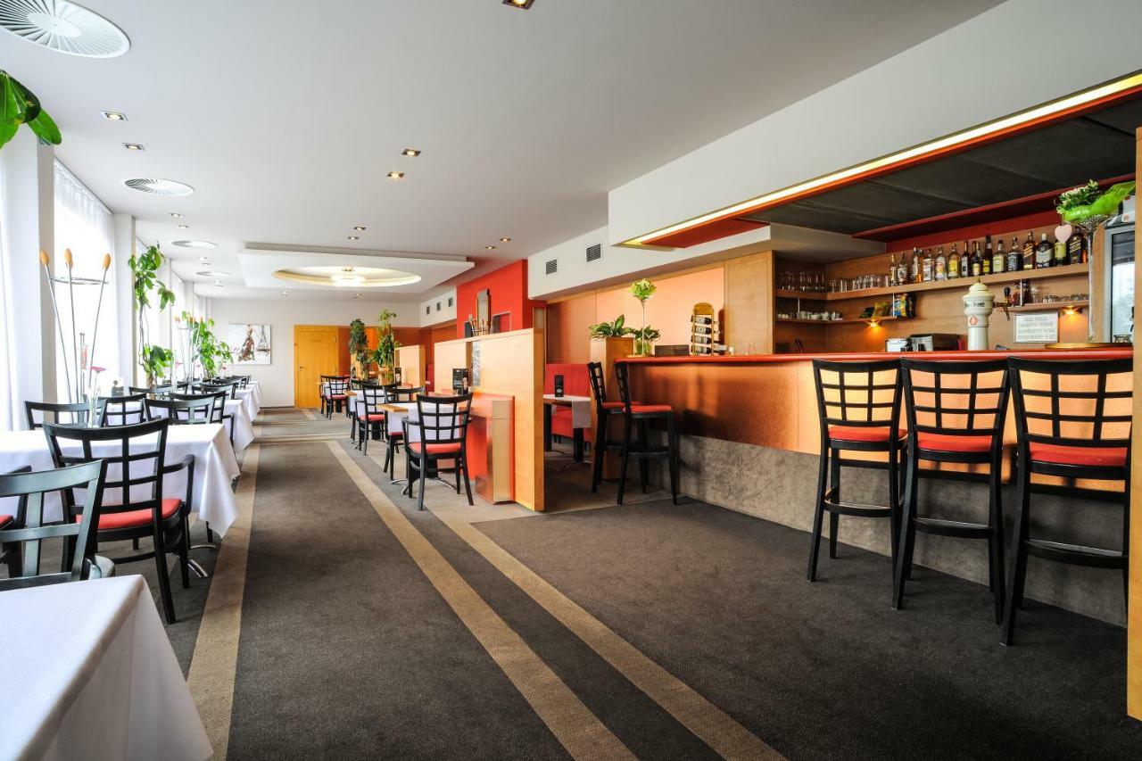Hotel Steiger Krnov Esterno foto