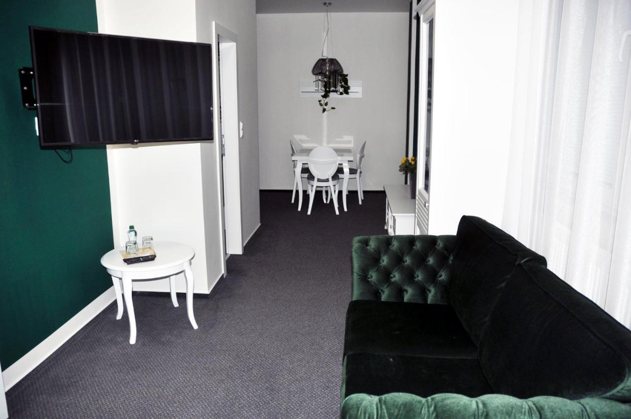 Hotel Steiger Krnov Esterno foto